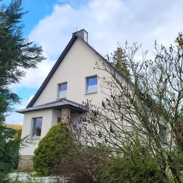 Luxuriöses Ferienhaus - Lottas Landhaus, hotel v destinaci Chemnitz