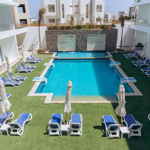 Sky Star Hotel free shuttle to Hurghada City center, hotel v destinaci Hurghada