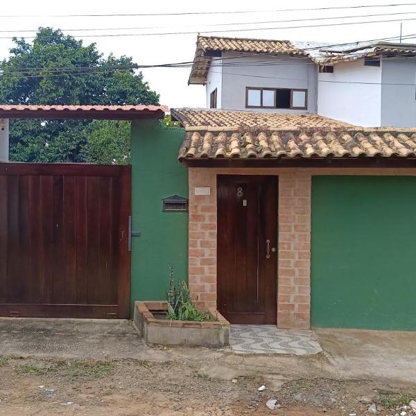 Casa independente de 4 quartos e Piscina!