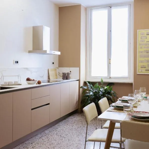 Eleganza sabauda 120 sqm Luxury historical flat, hotel en Turín