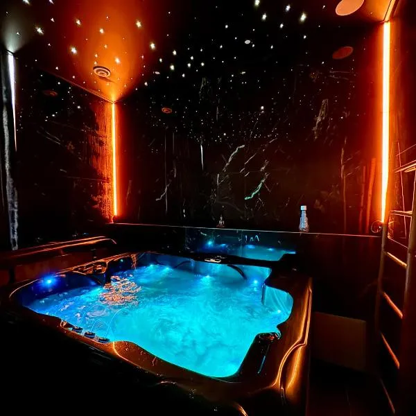 Logement privé avec Jacuzzi haut de gamme ! près de l'Aéroport de Charleroi, hotel v destinaci Charleroi