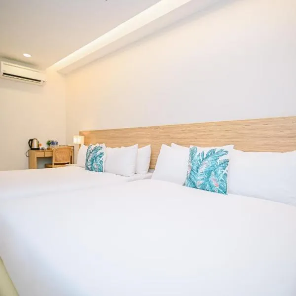 Swing & Pillows - Kelana Jaya Selangor, hotel in Petaling Jaya