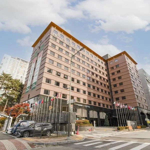 Hotel Elora, hotel a Suwon