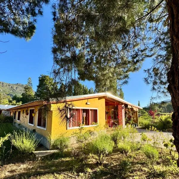 Mama Eva House, hotel v destinaci Lago Puelo