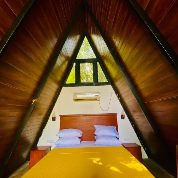 Agora Field – hotel w mieście Hikkaduwa