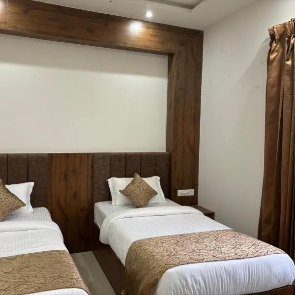 RmanshaInn A UNIT OF SHUBH VILASH HOTELS & RESORT，位于Prayagraj的酒店