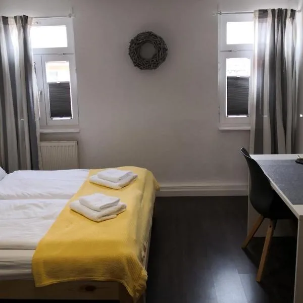 Stilvolle Altbauwohnung Apartment Wolke & Sieben, hotel in Höhr-Grenzhausen