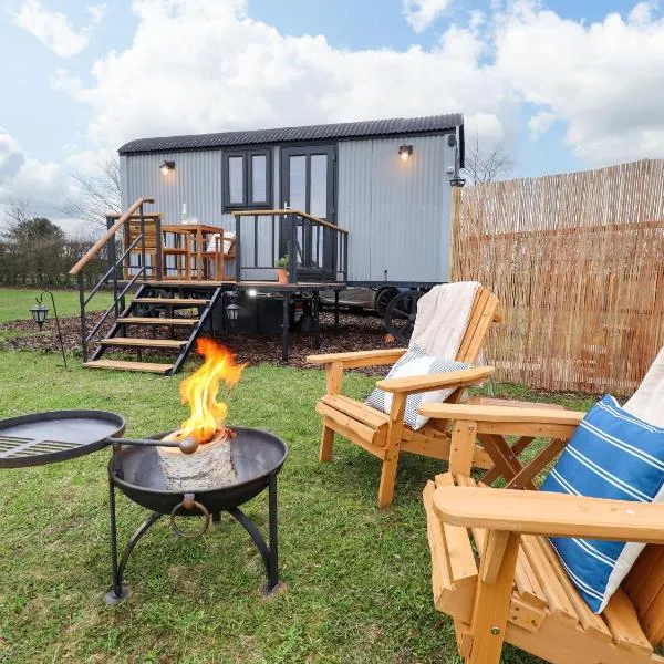 Shepherds Hut - Ash, hotel in Lincoln