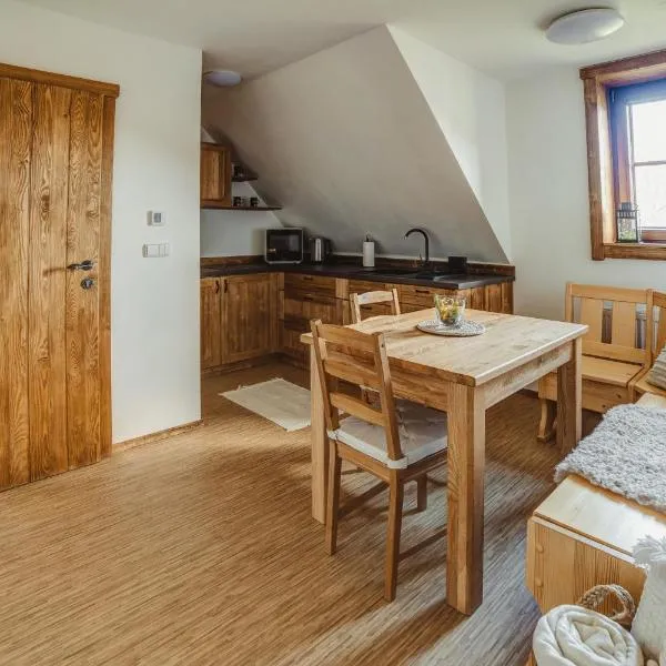 Gajdův Dvůr Restaurace Apartmány Čtyřlůžkový, hotel ve Velkých Karlovicích
