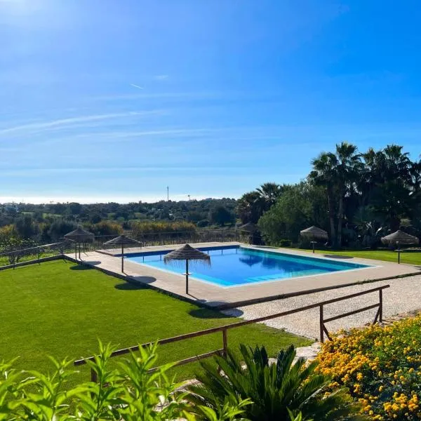 Quinta Saleiro Guesthouse, hotel in Olhão
