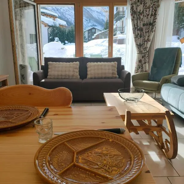Studio au pied de la télécabine, SaastalCards Saas-Fee, hotel v destinaci Saas-Fee
