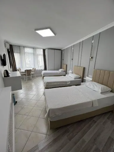 Viesnīca Varna Hotel pilsētā Halic