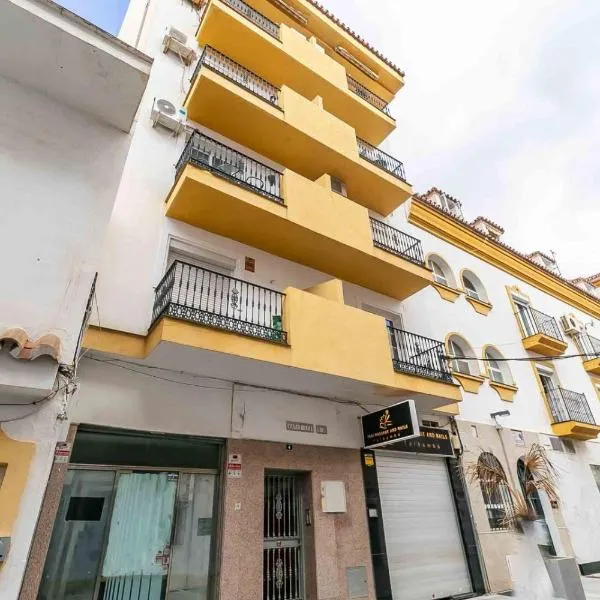 Consistorial Fuengirola Beach, hotel v destinaci Fuengirola