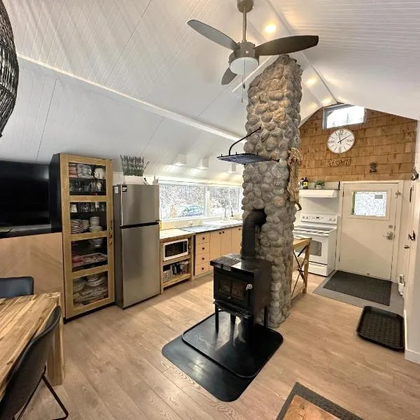 Le refuge de la petite rivière, hotel in Saint Mathieu Du Parc