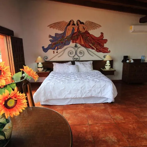 Villa San Jose Hotel & Suites, hotel di Morelia