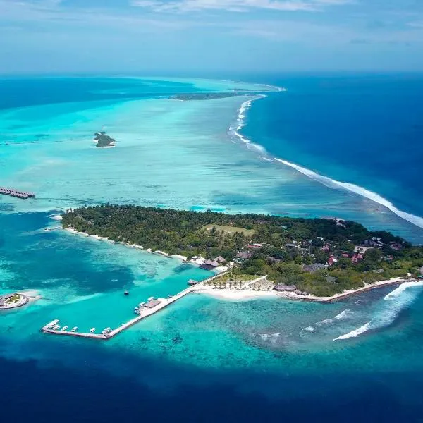 Adaaran Select Huduran Fushi - Free Dine around Premium All Inclusive 24 hours - 1 Child Stays Free between April 2025 to September 2025 - 45 mins by Speedboat, hotel in North Male Atoll