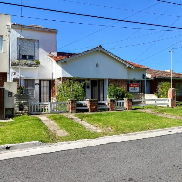 Casa en Mar del Plata - Colinas de Peralta Ramos, hotel em Mar del Plata