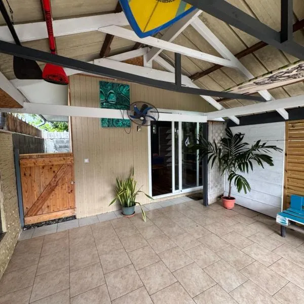 Fare Ohiva - Logement entier Plage Commerces Wifi Parking, hotel v destinaci Punaauia