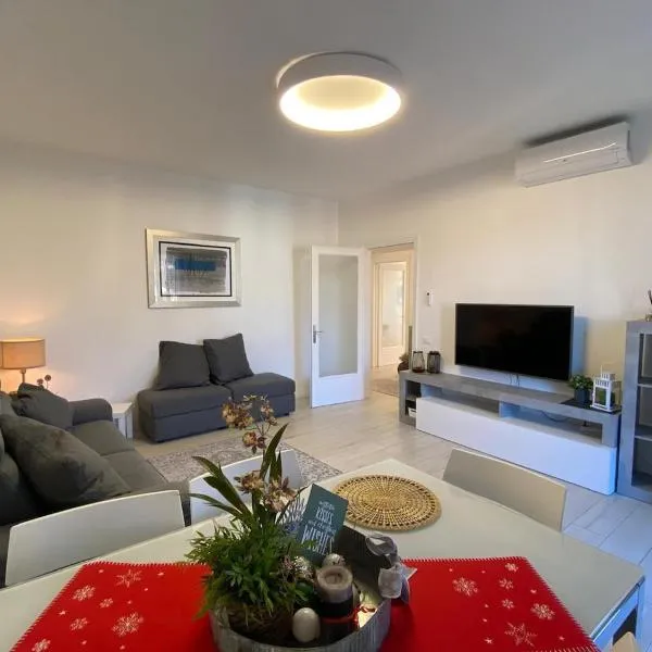 APPARTAMENTO BLU - Relax and Comfort 20 minutes from Florence, hotel v destinácii Pontassieve
