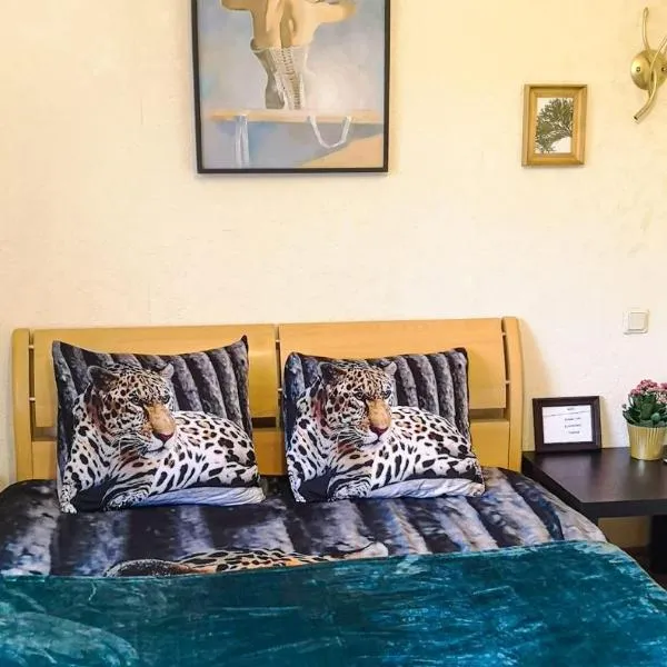 Room in a Private House 5 min from Airport Riga, hotel v Rize