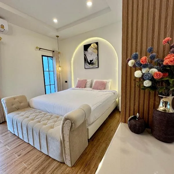 Laticha casa, hotel v destinaci Bang Saen