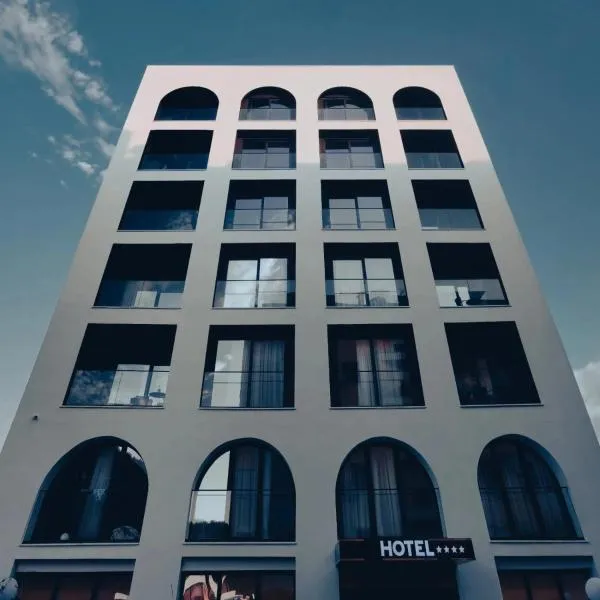 Bounty Hotel, hotel v destinaci Golem