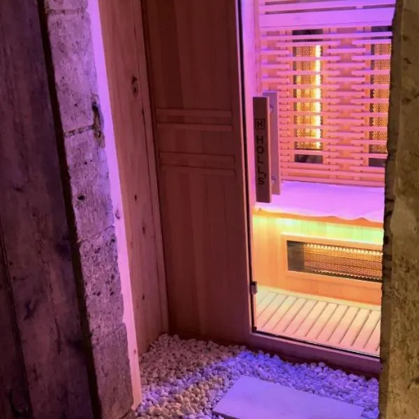 Gîte 4 étoiles - Sauna & Balnéo jacuzzi privatifs, hotel in Orléans