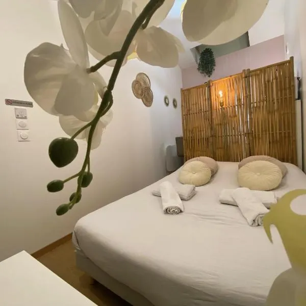 LogeYou – hotel w mieście Chartres-de-Bretagne