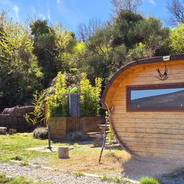 Hébergements insolites - Détente en Luberon, hotel v destinaci Viens