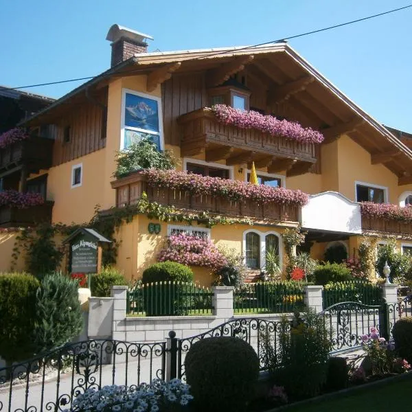 Haus Alpenglühn, hotell i Abtenau