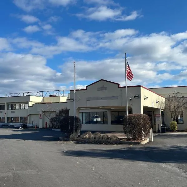 Hilltop Inn & Suites, hotel v destinaci Yonkers