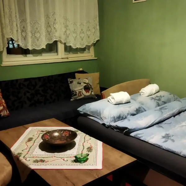 Grin, hotel v destinaci Zemun Polje