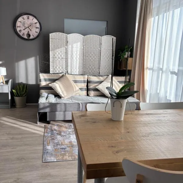 Authentic Travellers Suite in ehemaliger Gärtnerei, hotel a Meerbusch