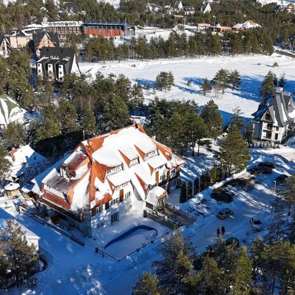La Dora Mountain Resort, hotel na Divčibaru