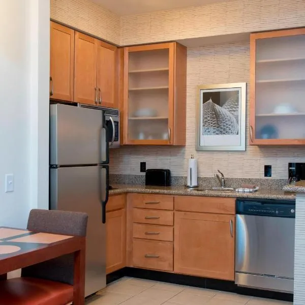 Residence Inn Moline Quad Cities, hotel v destinaci Moline
