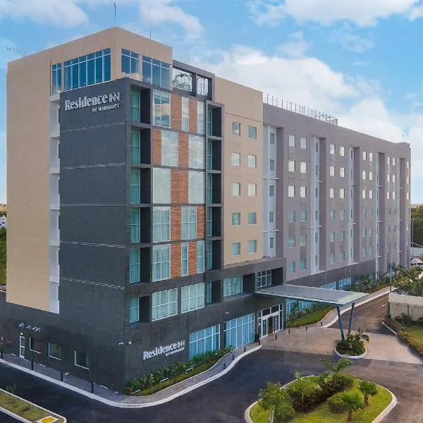 Residence Inn by Marriott Merida, hotel v destinaci Mérida