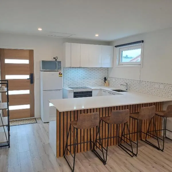 Tainui Charm - Fully Renovated, 2 Bedrooms, hotel in Dunedin