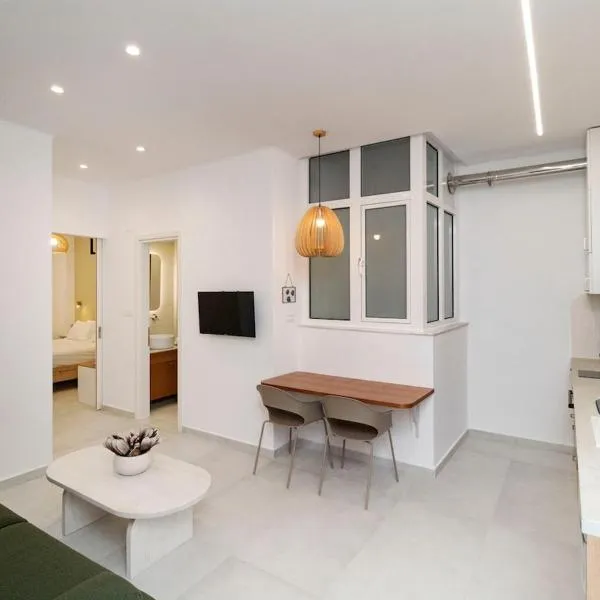 Alma & Nina Apt，位于干尼亚的酒店