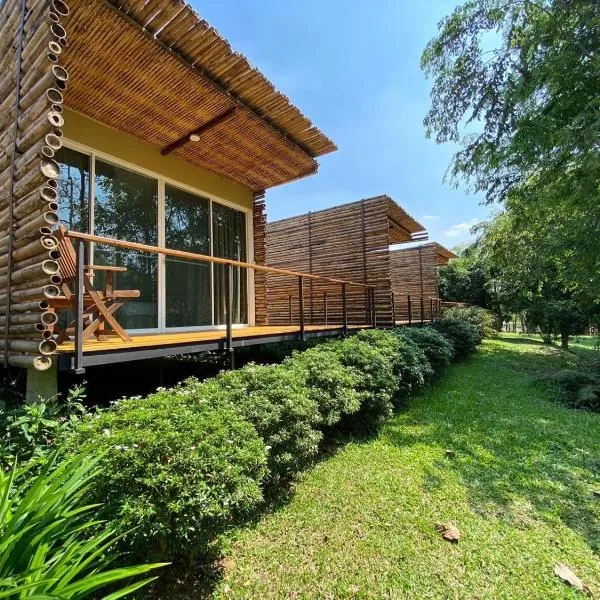 Chong khaep aingkwai resort Saiyok, hotel v destinaci Sai Yok