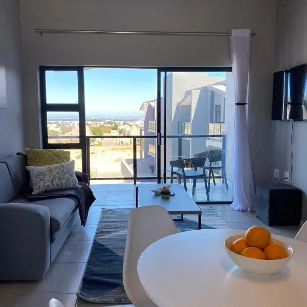Lagoon Views Luxury Apartment Langebaan, hotel in Langebaan