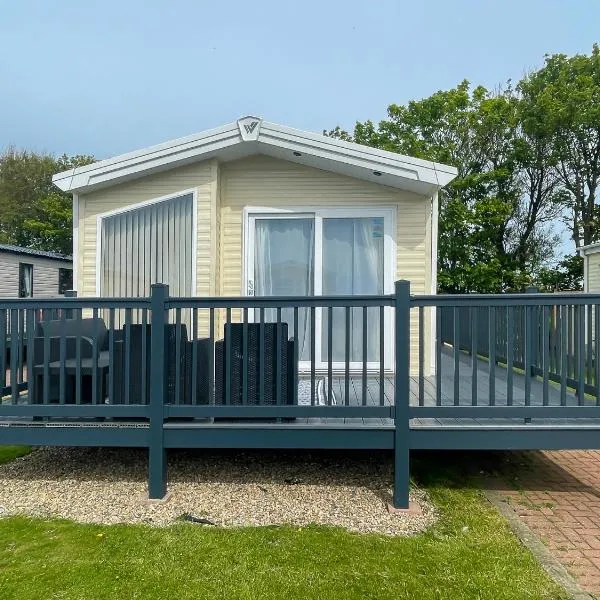 Luxury Coastal Bay Holiday Home, hotel in Hartley
