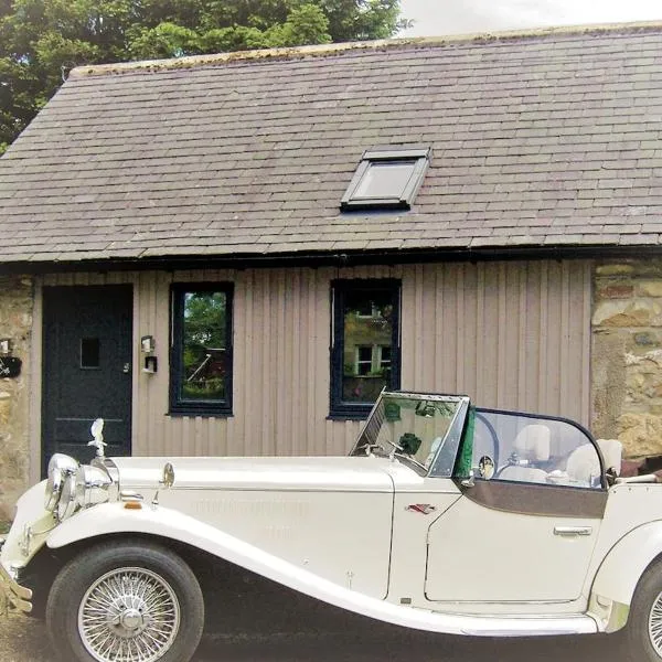 Bespoke Luxury Self Catering Dog Friendly Accommodation, hotel in Archiestown