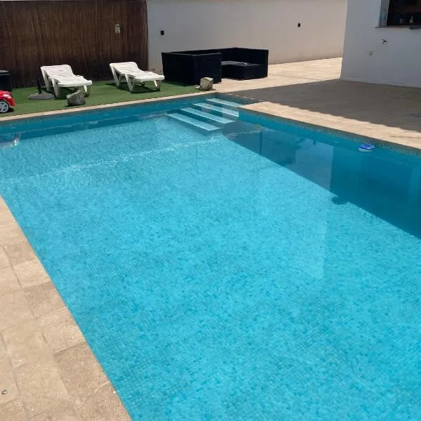 House Lago Azul – hotel w mieście Cuevas del Almanzora