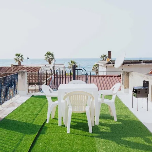 Appartamento con terrazzo, hotel v destinaci Palmi