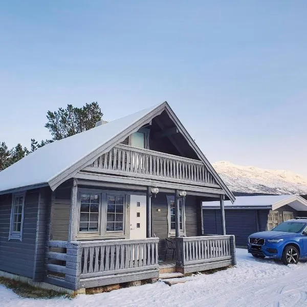 Strandbu Camping, hotel in Skibotn