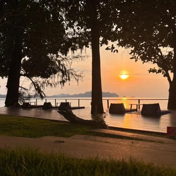 Marina Resort Koh Phayam Ranong, hotel in Ko Phayam