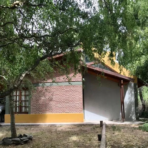 Cabañas CALIGÜE, hotel in Malargüe