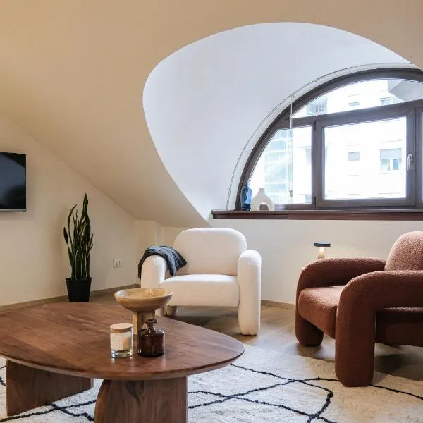 THE CORE - 4 min Walk to Bernina Express, hotel din Tirano