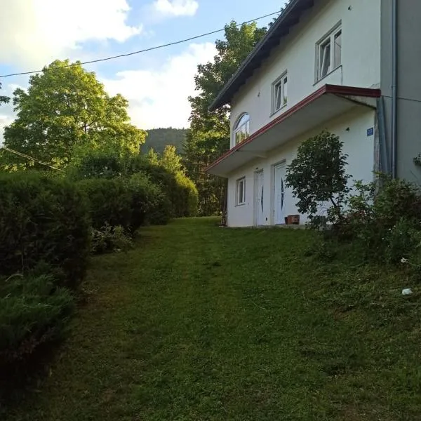 Kuća za odmor Kukavičko jezero, hotel v destinaci Kupres