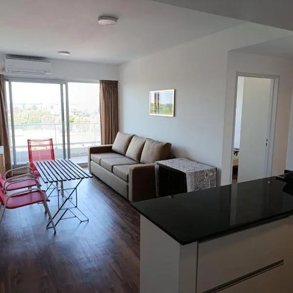 Tigre 3 ambientes -Estacion fluvial, hotel in Tigre